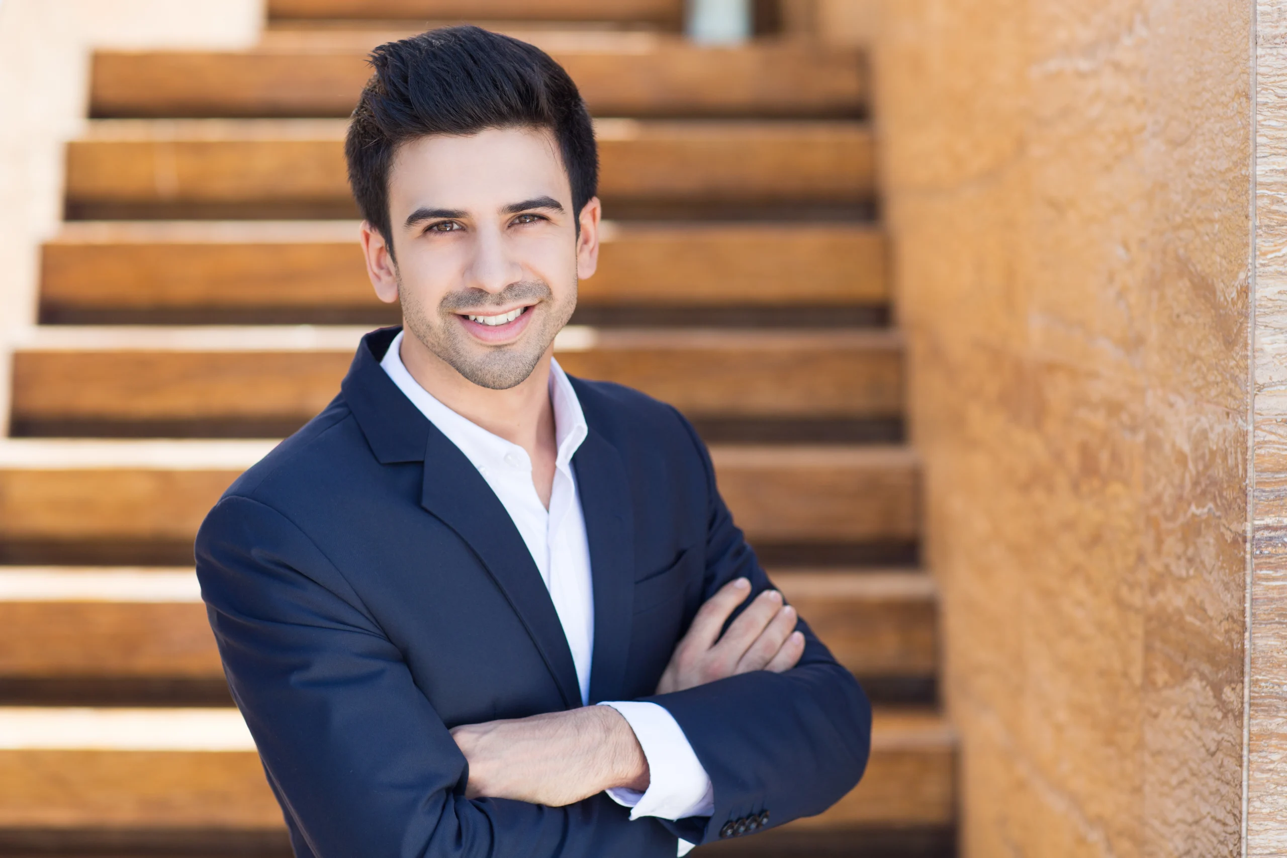 Ravi Mehra